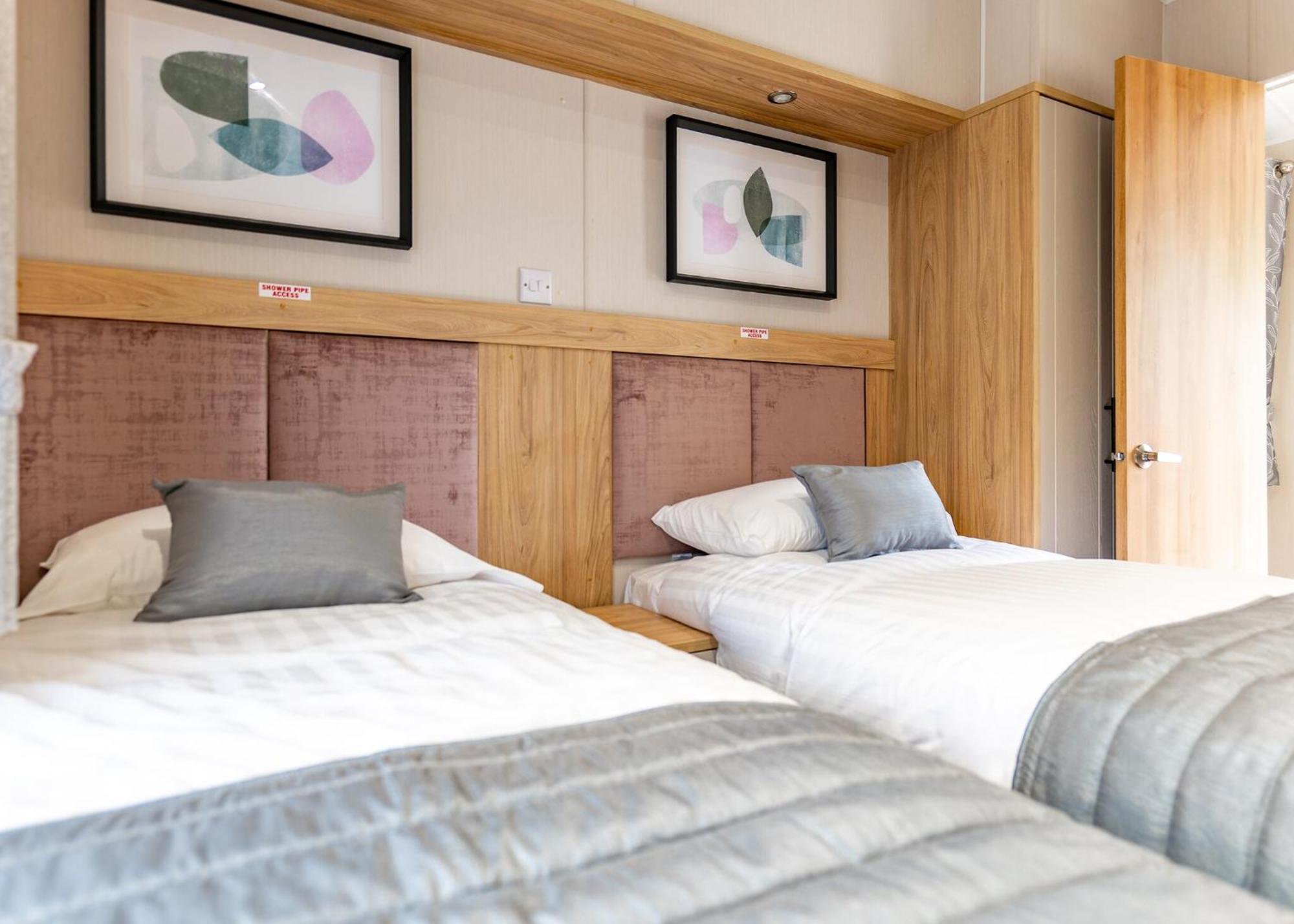 Percy Wood Country Park Hotel Swarland Room photo